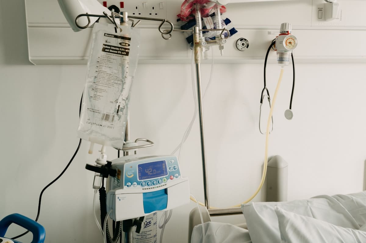 Medical Device RFID & UDI 2026: Compliance, Tracking & Sterilization — RFIDAK RFID buyer guide and industry insight