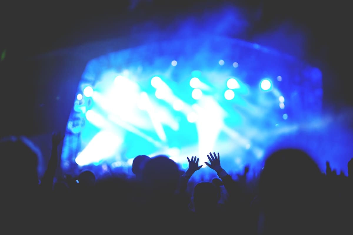 RFID Wristbands 2026: Events, Hotels, Resorts & Cashless Payment Guide — RFIDAK RFID buyer guide and industry insight