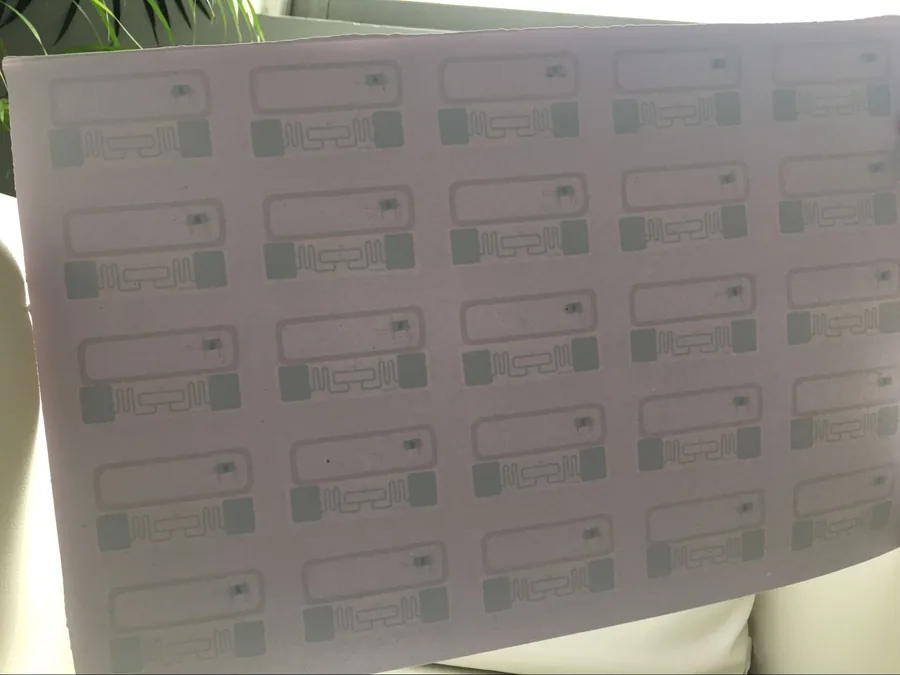 Dual-Frequency Card Inlay (Combi Prelam) view 2