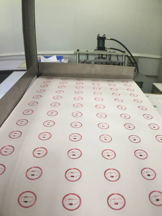 Irregular Card Inlay view 2