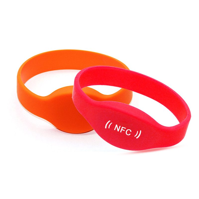 WB002 Premium NFC Multi-Color - RFID Silicone Wristband detail