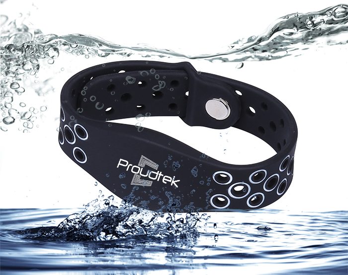 WB022 Waterproof Closure - RFID Silicone Wristband detail