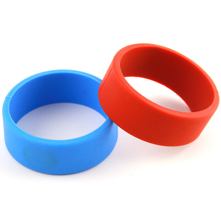 Silicone Material and Durability - Silicone NFC Ring detail